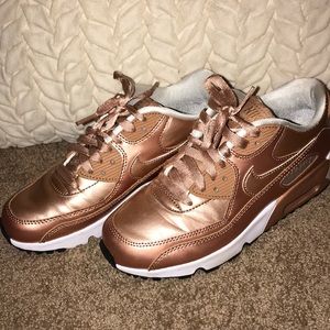 Rose gold Nike’s